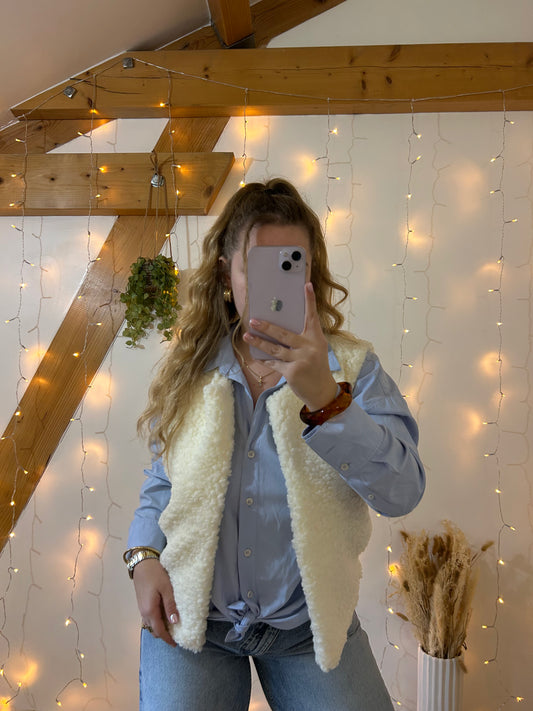 Veste sans manche bouclette